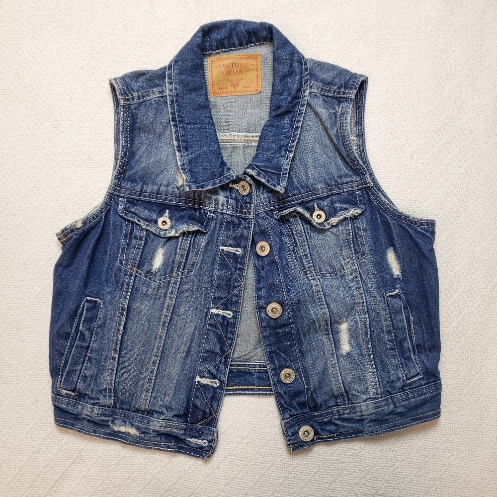 Amethyst Jeans Distressed Jean Vest size XL